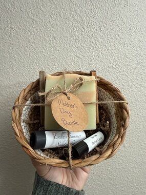 Mother's Day Bath & Body Hand Crafted Gift Set